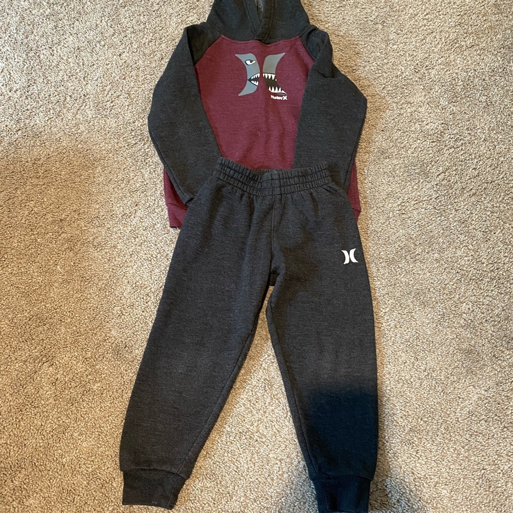 Hurley Kids Black Jogger Pants and sweatshirt
